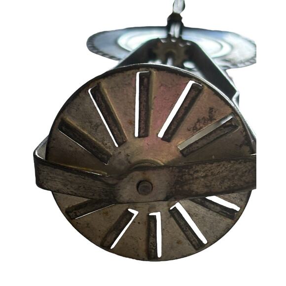 Cassidy Fairbank Mfg Chicago USA 1920's Turbine Wood Handle Eggbeater Rare - Picture 4 of 7